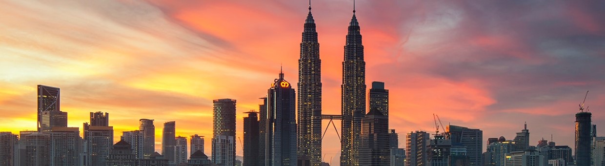 Kuala Lumpur Skyline, Petronas Twin Towers at Dusk